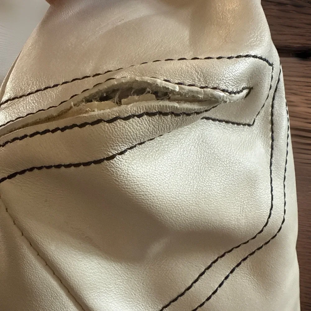 Wilson's Leather Shoulder Bag Women's Soho Purse Double Pocket Off White Y2K